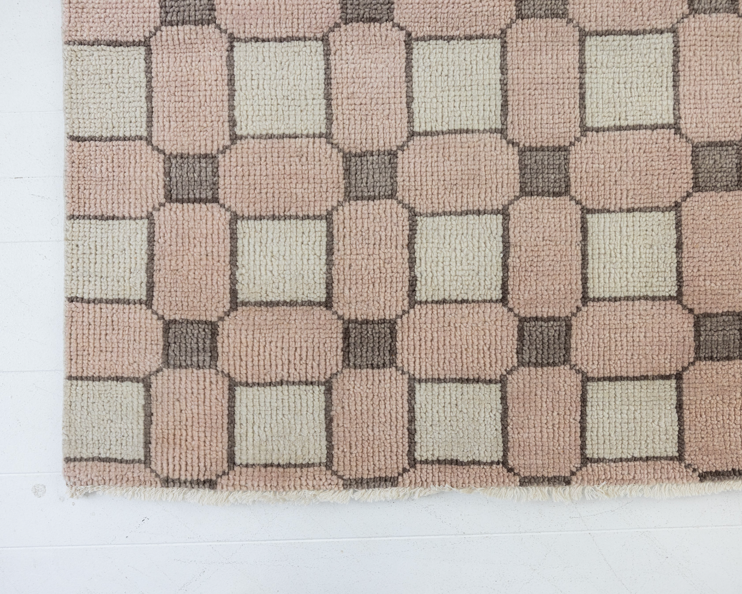Delilah Modern Oushak Rug
