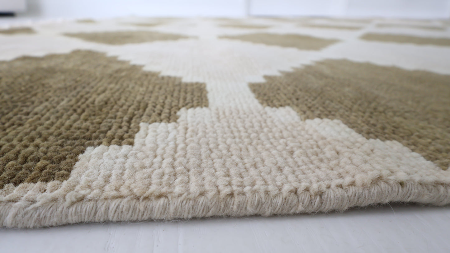 Sadie in Moss Modern Oushak Rug