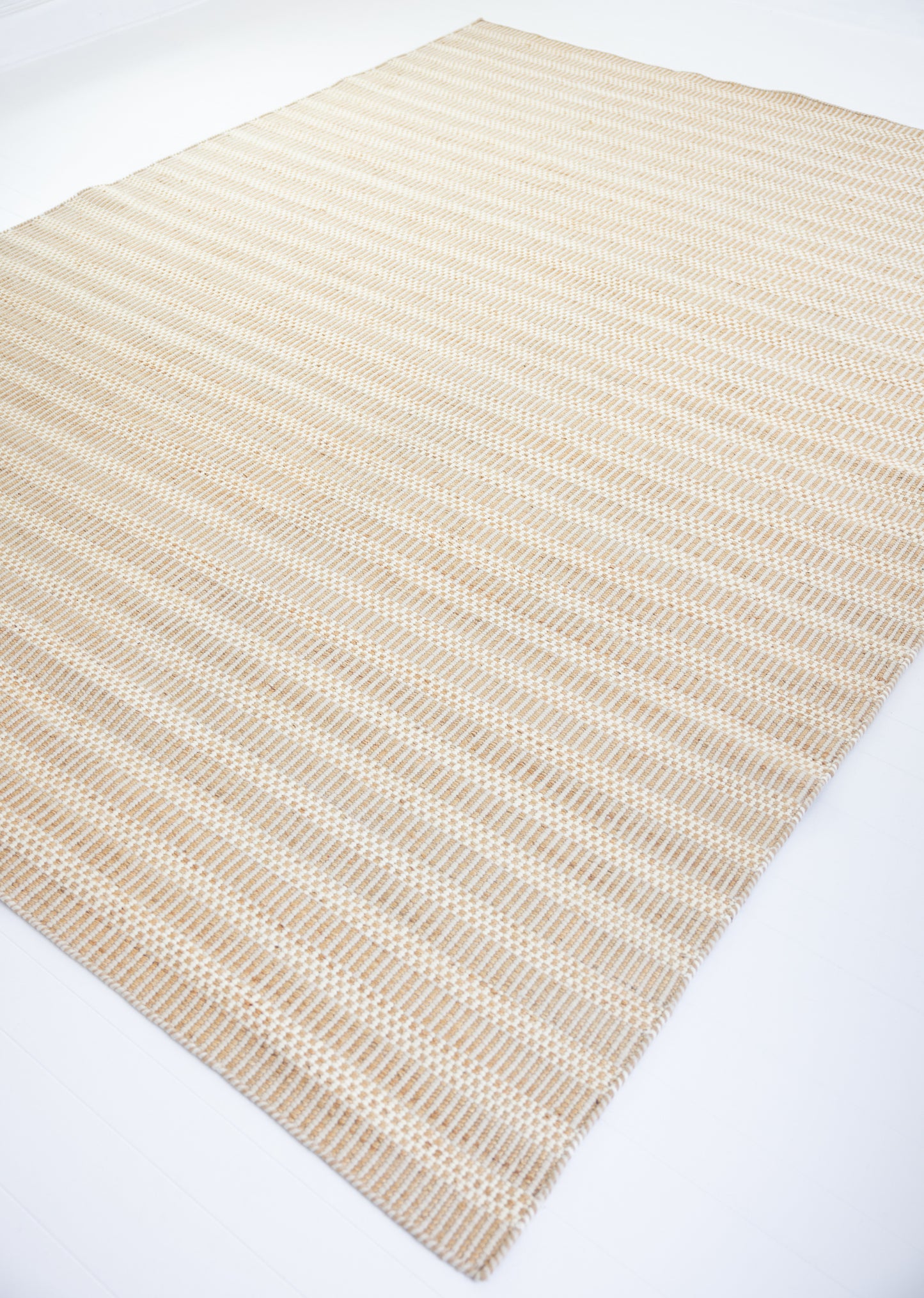 Violet Pearl Jute & Wool Combo Rug