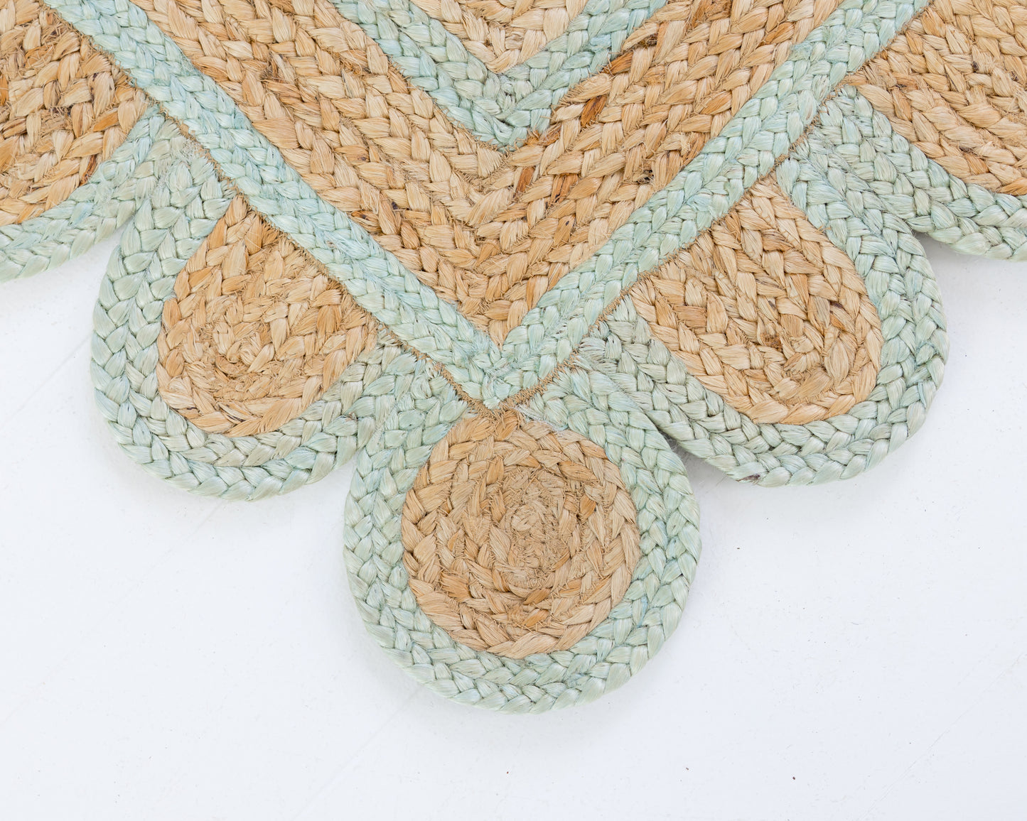 Sea Blue Scalloped Jute Rug