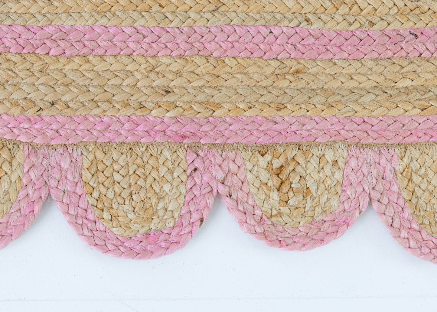Bright Pink Scalloped Jute Mini Rug