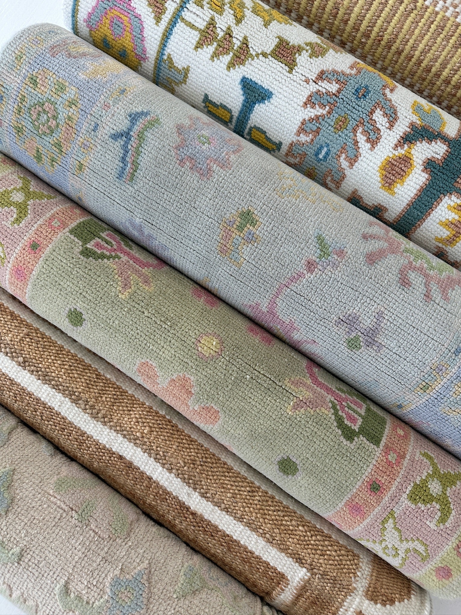 Modern Oushak Rugs