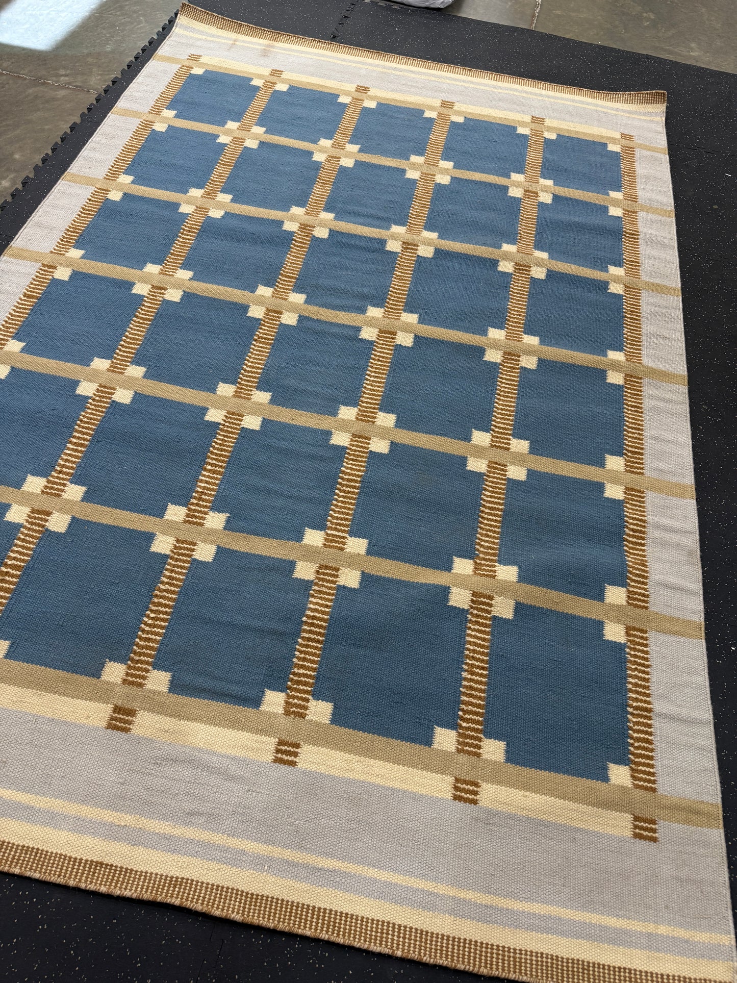 Graphic Blue Flatweave