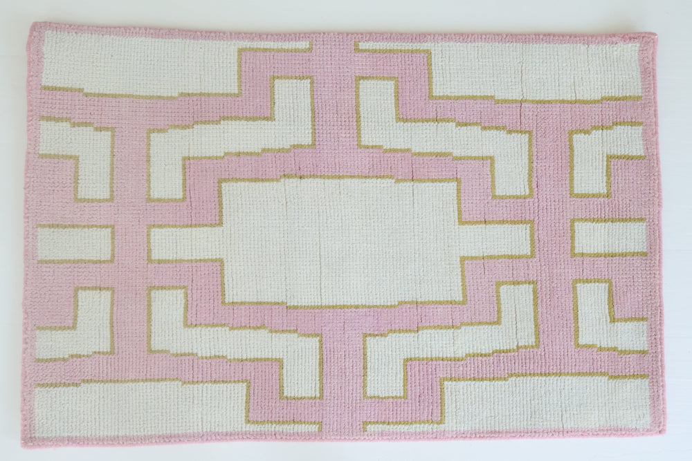 Ella Mini