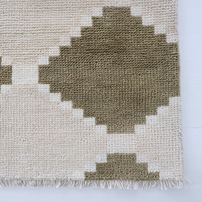 Sadie in Moss Modern Oushak Rug