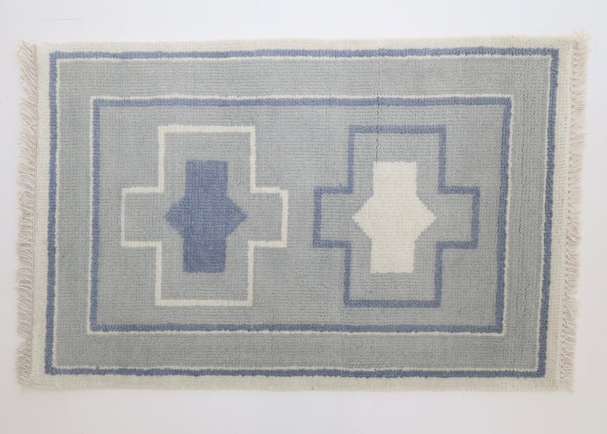 Loretta in Grey Mini Rug