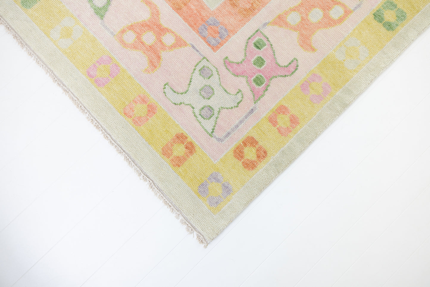 Hill Modern Oushak Rug