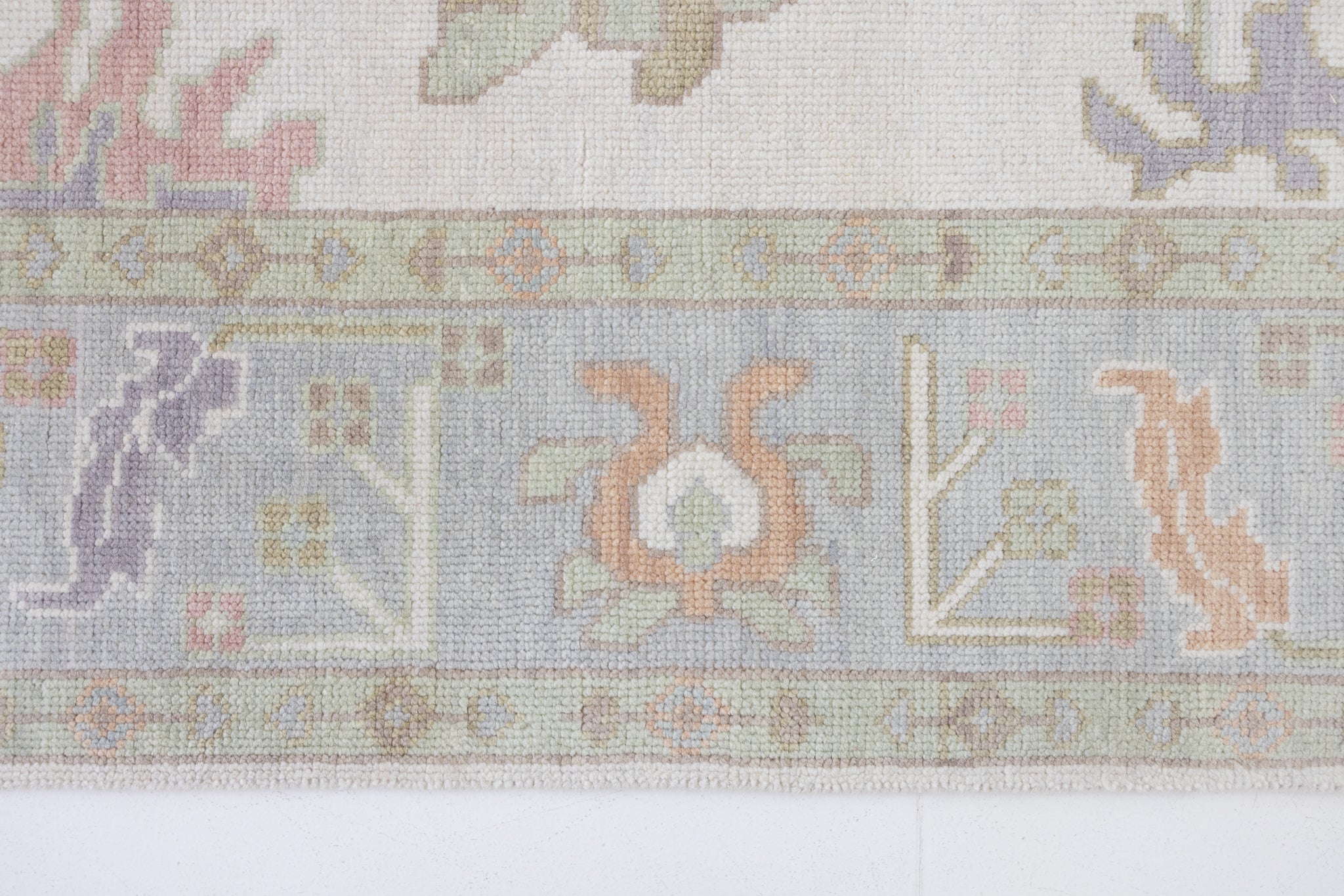 Nellie Rug – Hand-Knotted Oushak in Pastel Peach, Lavender, and