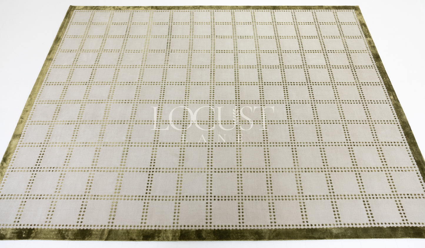 Dottie Silk Handcrafted Rug