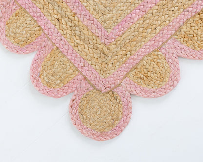 Bright Pink Scalloped Jute Mini Rug