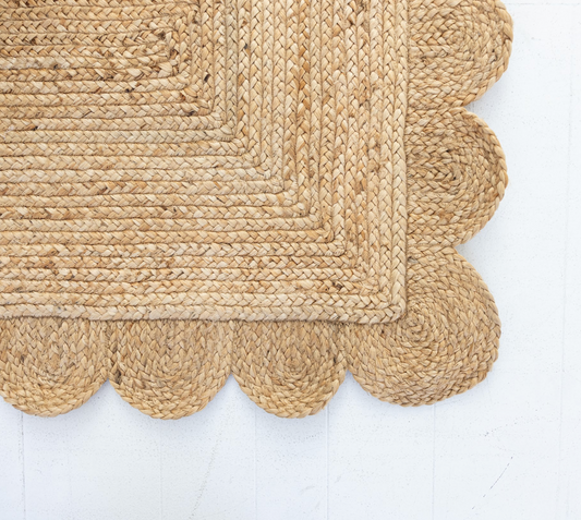 Natural Scalloped Jute Rug