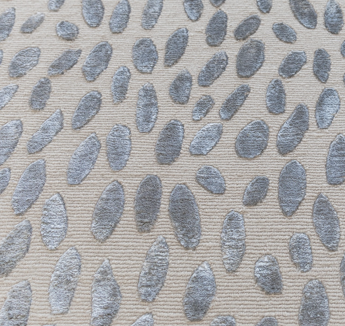 Jane in Pewter Silk Handcrafted Rug