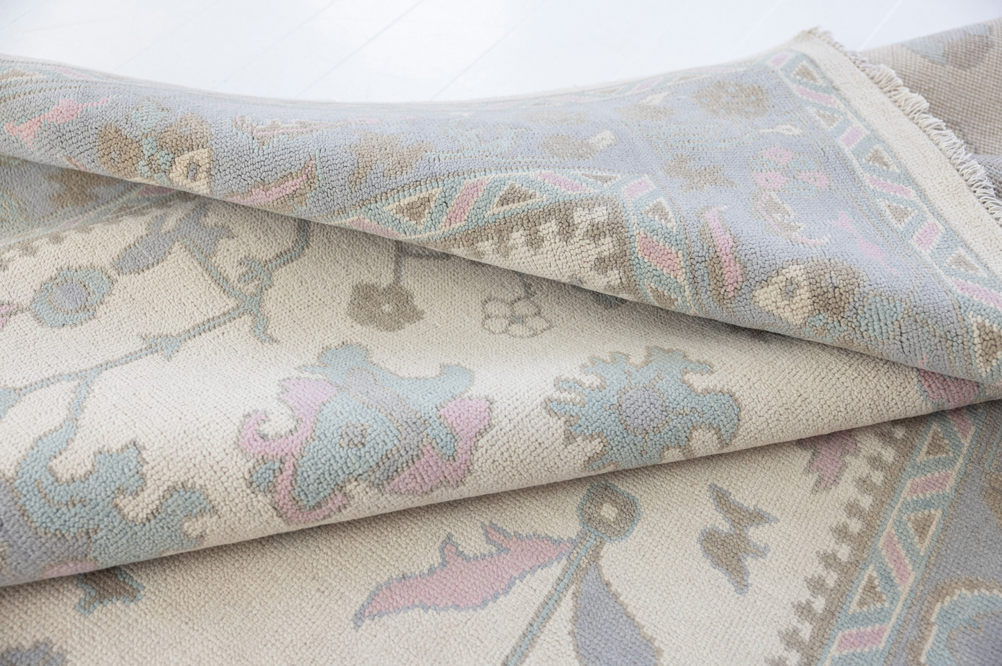 Ina Modern Oushak Rug