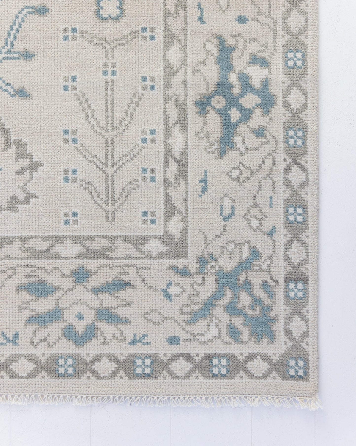 Edith Modern Oushak Rug