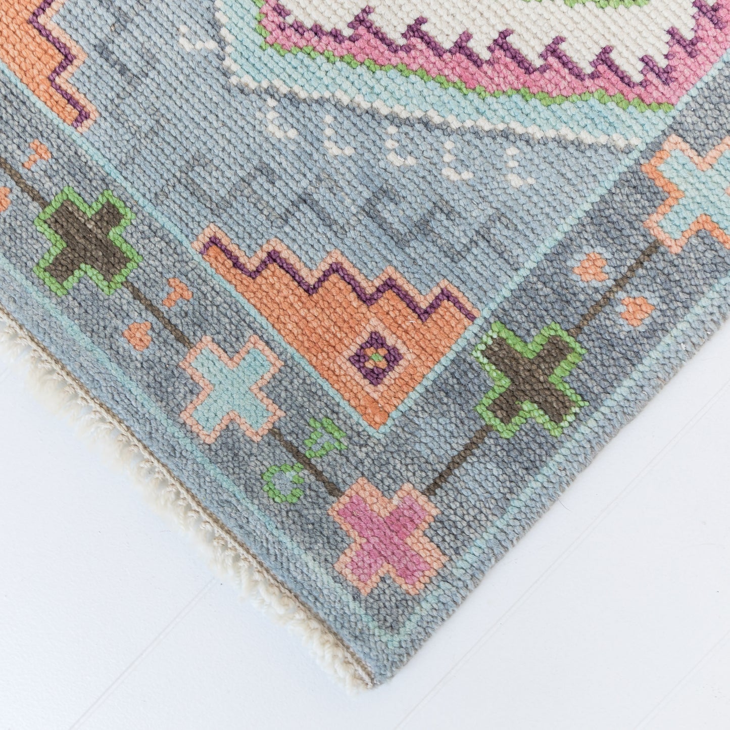 Maisie Modern Oushak Rug