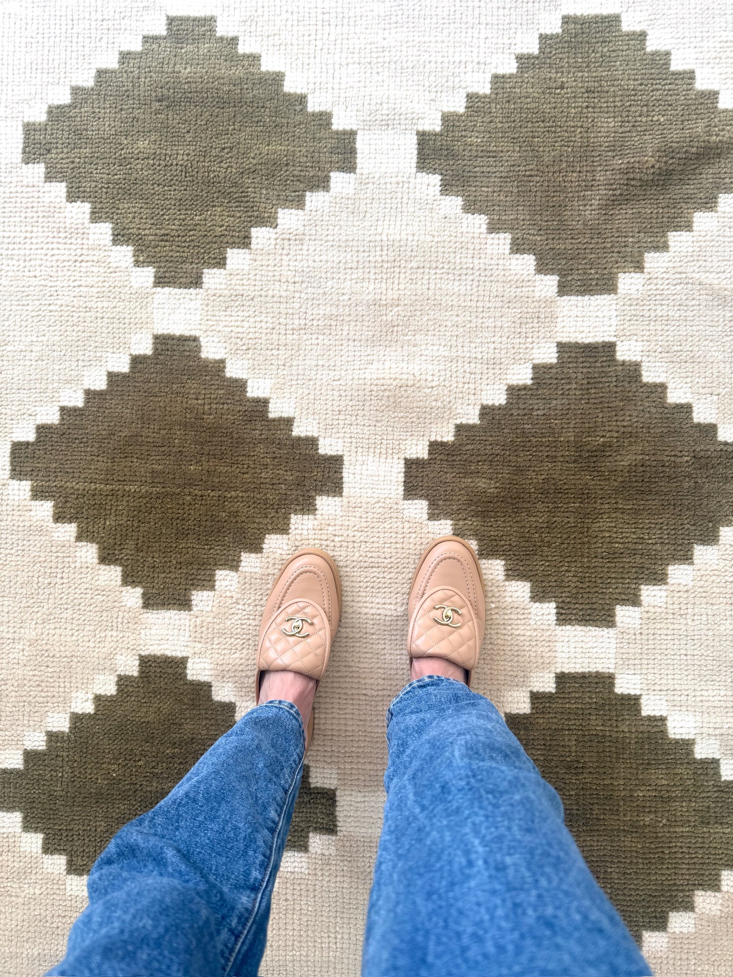 Sadie in Moss Modern Oushak Rug