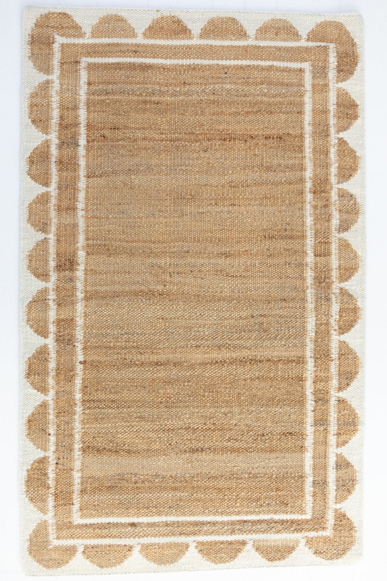 Cotton White Scalloped Edge Jute & Wool Combo Rug