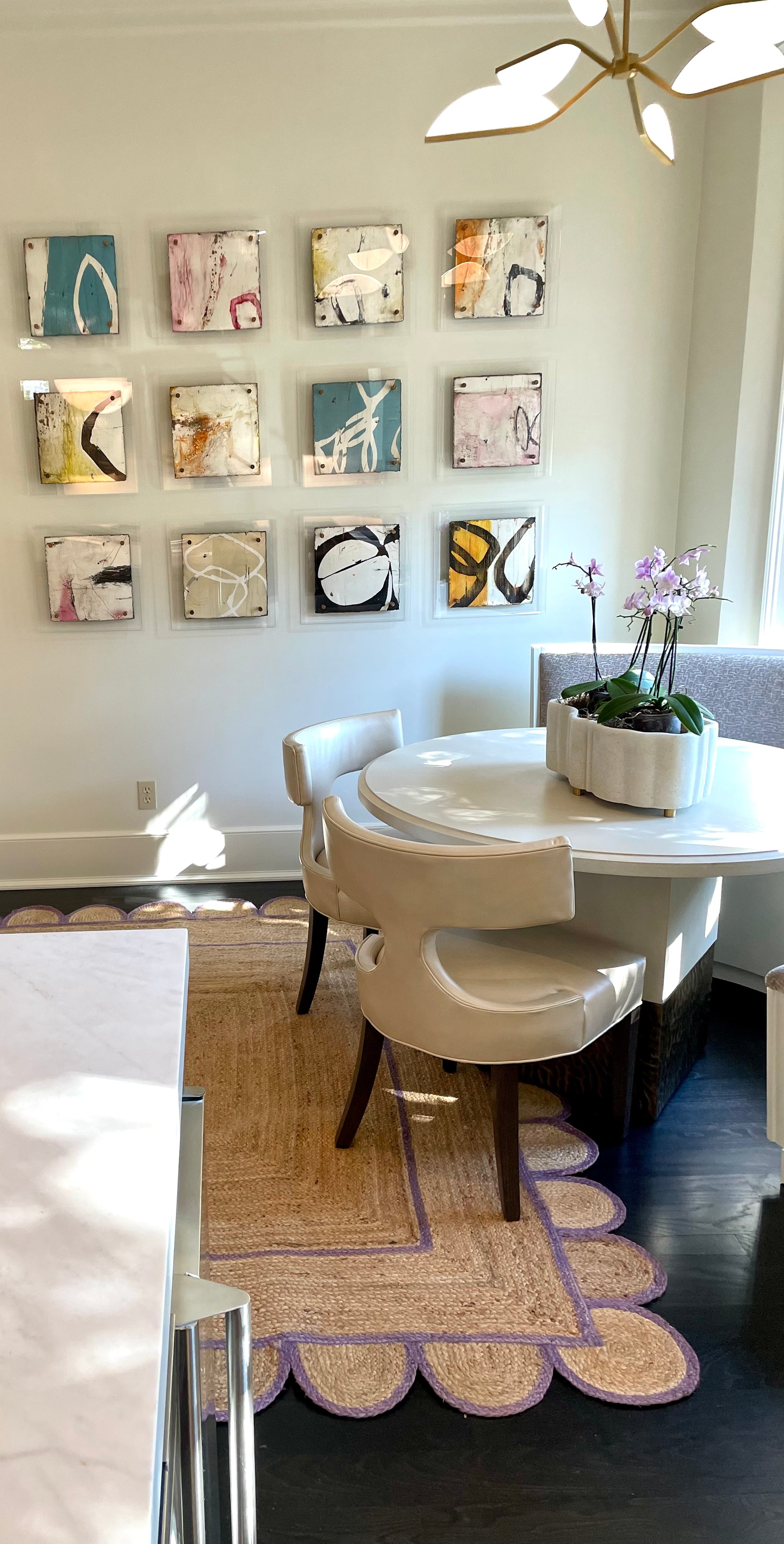 Handwoven 100% jute rug with natural field, lilac scalloped edge, and protective cotton backing – Lilac Scalloped Edge Jute Rug by Locust Lane Rugs